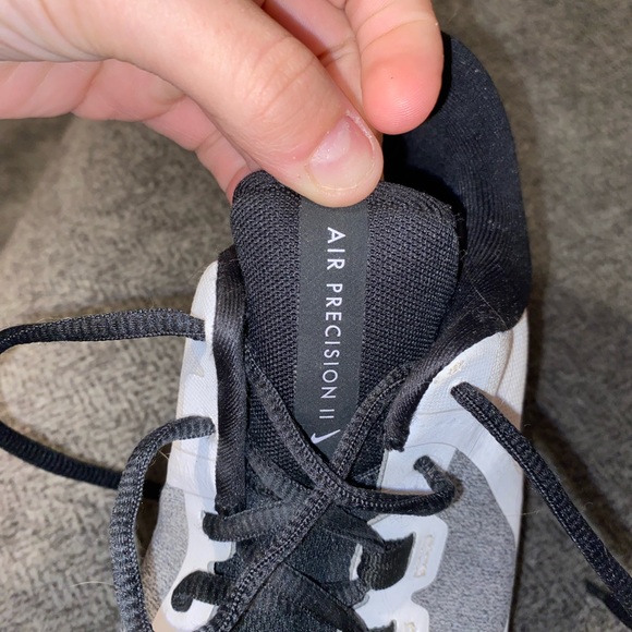 Nike running shoes - Picture 3 of 5